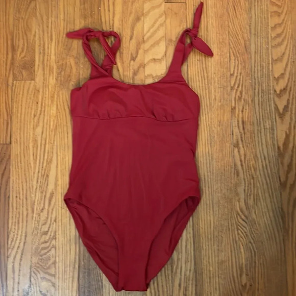 Andie Mandalay One Piece Swimsuit Crimson Red size S NWT - Picture 3 of 8